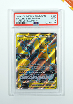 Pokemon PSA 9 Pikachu & Zekrom GX #162 Full Art Gioco Di Squadra 2019 Italiano - Image 1