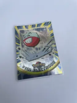 #101 Electrode Shiny - Pokemon Topps Trading Cards (2000 - blue label) - Image 1