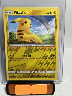 Pikachu 28/73 - Shining Legends - Common Holo LP Pokemon Card, 2017 - Image 1