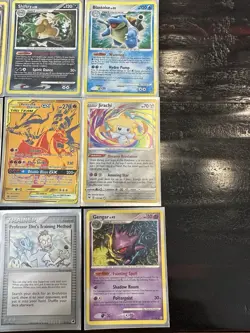 Pokemon 34 ULTRA RARE/HOLO/REVERSE Card Lot - SHINY HOLO - REAL/AUTHENTIC - TCG - Image 4
