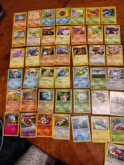 Huge Pokemon Card 400+ Lot, Vintage to Current! Deltas, Holos, no duplicates! - Image 1