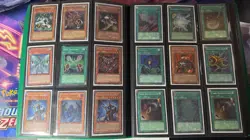 EPIC Card Collection LOT Binder Red-Eyes B Dragon Ultimate Rares & More Yugioh - Image 4