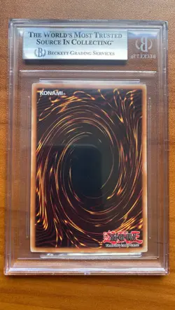 Yugioh Cyber Twin Dragon CRV-EN035 Ultimate Rare 1st Edition BGS 8.5 PSA - Image 2