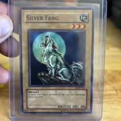 Silver Fang LOB-010 The Legend of Blue Eyes White Dragon Unlimited| - Image 1