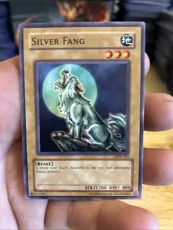 Silver Fang LOB-010 The Legend of Blue Eyes White Dragon Unlimited| - Image 3