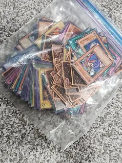 303 Yu-Gi-Oh 1996 Cards Lot - Image 1