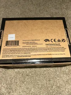 Magic The Gathering War of Spark Mythic Edition Box Set - Image 2