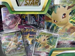 Pokemon TCG - SWSH: VSTAR Special Collection 2x Glaceon, 2x Leafeon SHIPS ASAP - Image 5