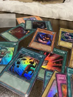 Yu-Gi-Oh! Lot Of 140+ Cards Vintage 1996 Foils 1st Edition Rare - Image 2