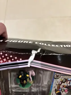 Pokemon TCG Prismatic Figure Collection DAMAGED BOX (INSDE OKAY AS SHOWN IN PIC) - Image 4