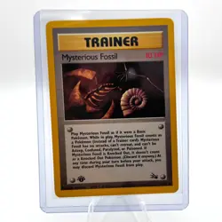 Pokemon TCG Mysterious Fossil Trainer 62/62 Fossil 1st Edition - Image 1