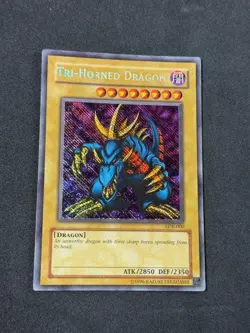 Yugioh Tri-Horned Dragon LOB-000 2002 Unlimited REVERSE Foil LP - Image 1