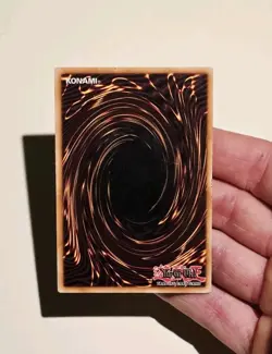 Yugioh Tri-Horned Dragon LOB-000 Secret Rare Vintage LP - Image 5