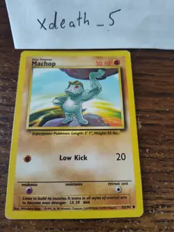 Machop 52/102 Base Set Pokemon Card Vintage WOTC MP - Image 1