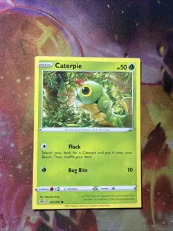 Caterpie 001/264 Miscut Error Pokemon Card fusion strike - Image 1