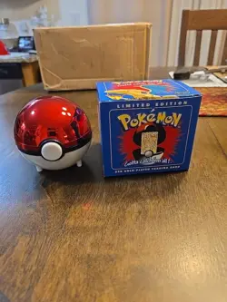 Limited Edition 23k Gold-Plated Pokemon Trading Card from Burger King Charizard - Image 1