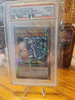 2023 YU-GI-OH LC01 BLUE EYES WHITE DRAGON QCSE-ATTRIBUTE ERROR-ITA #EN004 - Image 2