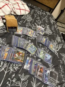 Pokemon TCG Bundle Assorted Card Selection - Image 2