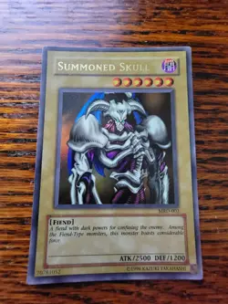 MP** Yugioh Summoned Skull Metal Raiders Ultra Rare MRD-003 Original Print 2002 - Image 1