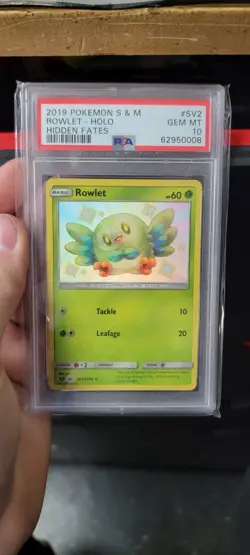 2019 POKEMON SUN & MOON HIDDEN FATES #SV2 ROWLET-HOLO PSA 10 - Image 1