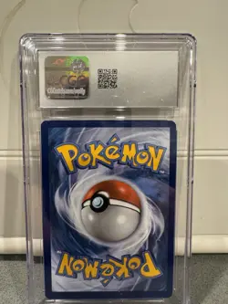 2021 Pokemon CGC 8 Lugia Celebrations Holo 022/025 Rare - Image 2
