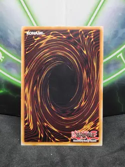 Yugioh Honest PGLD-EN035 Gold Rare 1st Edition NM - Image 2
