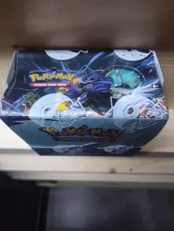 Pokemon TCG Sword & Shield Chilling Reign Booster Box - SEALED BOX FREE SHIP - Image 4