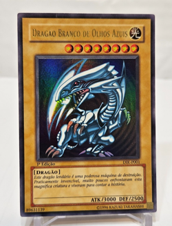 Portuguese Blue-Eyes White Dragon DIK-P001 Ultra Rare 1st Edition Yugioh 7931 - Image 1