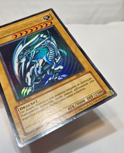 Portuguese Blue-Eyes White Dragon DIK-P001 Ultra Rare 1st Edition Yugioh 7931 - Image 5