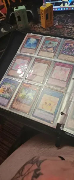 Pokemon and One Piece Cards Bulk Lot - Image 4