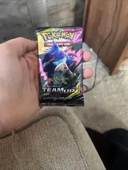 Pokemon card pack team up Sun and Moon - Image 1