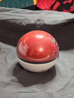 Pokeball Tin D25 - Pokemon TCG 2025 Pokeball Tin - SEALED - FAST SHIPPING!! - Image 2