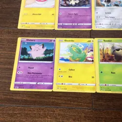 Pokemon Sword & Shield Vivid Voltage Miscut Error 11 Card Lot CONNECT TOGETHER - Image 4