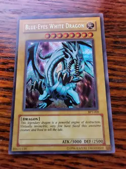 LP! YuGiOh TCG Blue-Eyes White Dragon Secret Rare BPT-009 2003 Collectors Tin - Image 1