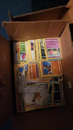 1000 Card Pokemon TCG Bulk Lot - Guaranteed V, VMAX, or EX Cards Shipping - Image 4