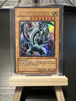 Blue-Eyes White Dragon (RP01-EN001, 2008 Release, Ultra Rare) Very Light Play - Image 1
