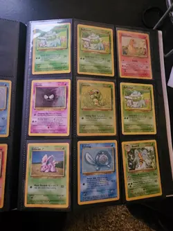 pokemon cards binder collection vintage - 1st edition, base set, etc - Image 1