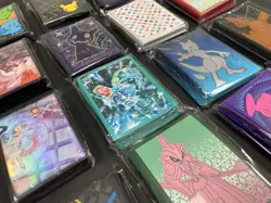 Pokemon TCG : Collector's Lunchbox Set with Rare Cards + more! - Image 3