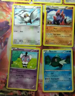 Emerging Powers 2011 Black And White Vintage Pokemon Card Lot (Read Description) - Image 4