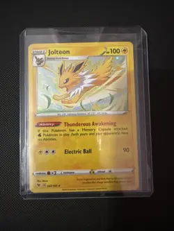 Pokemon Card Jolteon Vivid Voltage Cosmo Holo Rare 047/185 Near Mint - Image 1