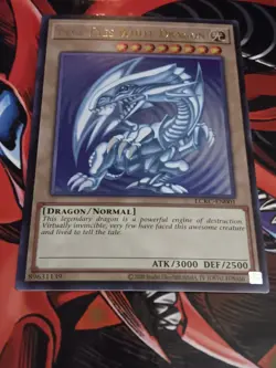 1x Blue-Eyes White Dragon LCKC-EN001 Ultra Rare Foil Mint Condition - Image 1