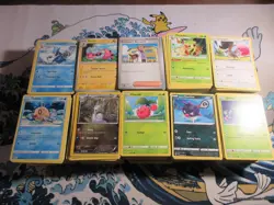 Lot of 1000 Modern Bulk Common/Uncommon Pokemon Cards - Image 1