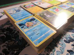 Lot of 1000 Modern Bulk Common/Uncommon Pokemon Cards - Image 3