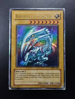 YUGIOH 2003 | BLUE-EYES WHITE DRAGON | SDK-G001 | GERMAN | GOOD (HEAVY PLAYED) - Image 1