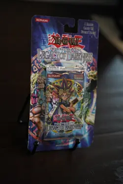 2002 Yugioh LOD 1st Edition Legacy of Darkness Blister Pack Sealed TCG - Image 4