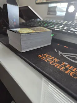 Magic the Gathering MTG - Warhammer 40k Commander Deck - Tyranid Swarm - Image 3