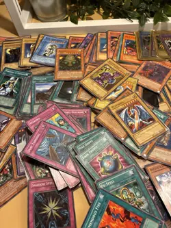 Yu-Gi-Oh! Cards Bulk Lot Unsearched Player Collection Vintage & Modern Mix - Image 3