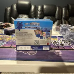 Pokemon TCG Sword & Shield - Battle Styles - Elite Trainer Box ETB BLUE - Image 3