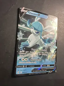2021 Pokemon Sword Shield Glaceon V 40 /203 Full Art Holographic Snowflake Stamp - Image 2