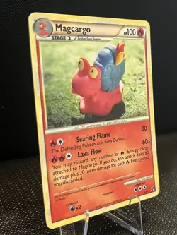 2010 MAGCARGO #6/90 HGSS UNDAUNTED POKEMON CARD- RARE - HOLO - LP - Image 2